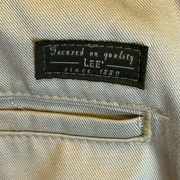 5 for $25🔥Lee Khaki Pants Size 38X34 - Picture 4 of 5